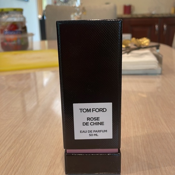 Tom Ford ROSE DE CHINE Eau De Parfum 50 ML - Picture 9 of 12